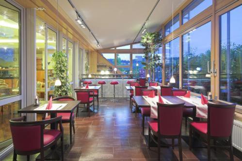 Main Hotel Eckert 3 Margetshoechheim Экстерьер фото